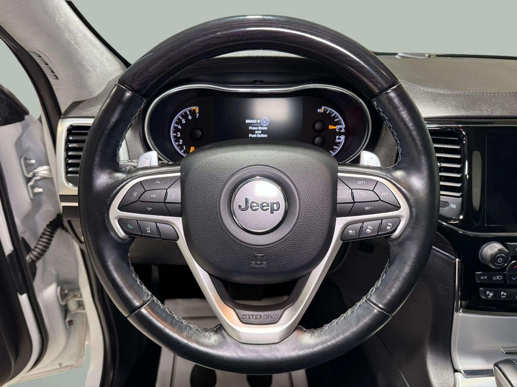 Used 2020 Ivory 3-Coat Jeep Summit image 23