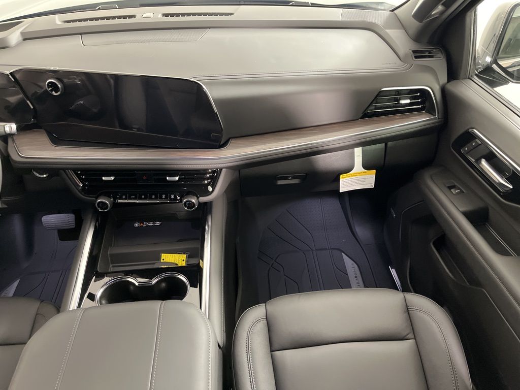 Thumbnail: 2026 Chevrolet Tahoe - 15