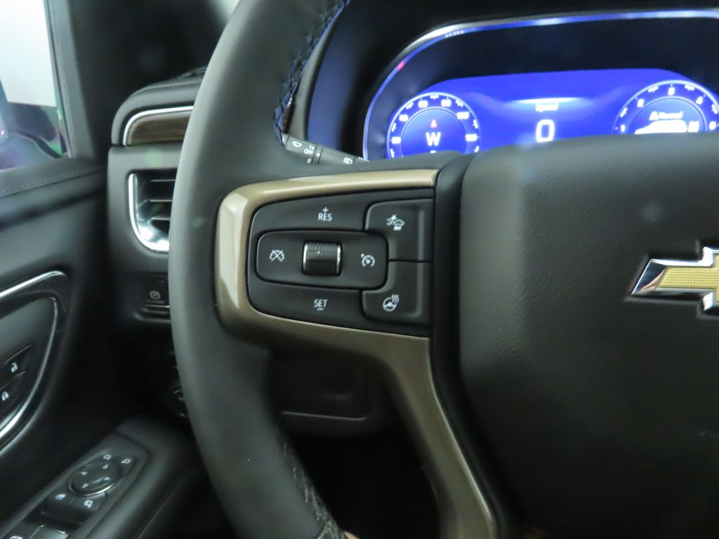 2023 Chevrolet Suburban High Country 11