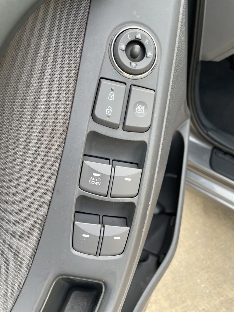 Used Car 2013 Hyundai Elantra  Gls For Sale Under $10,000 In Georgetown, Texas