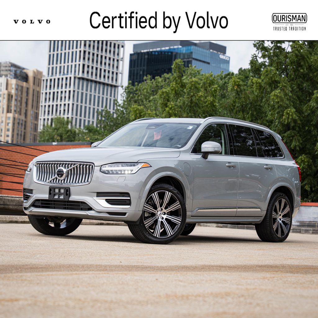 2025 Volvo XC90 Plug-In Hybrid T8 Plus
