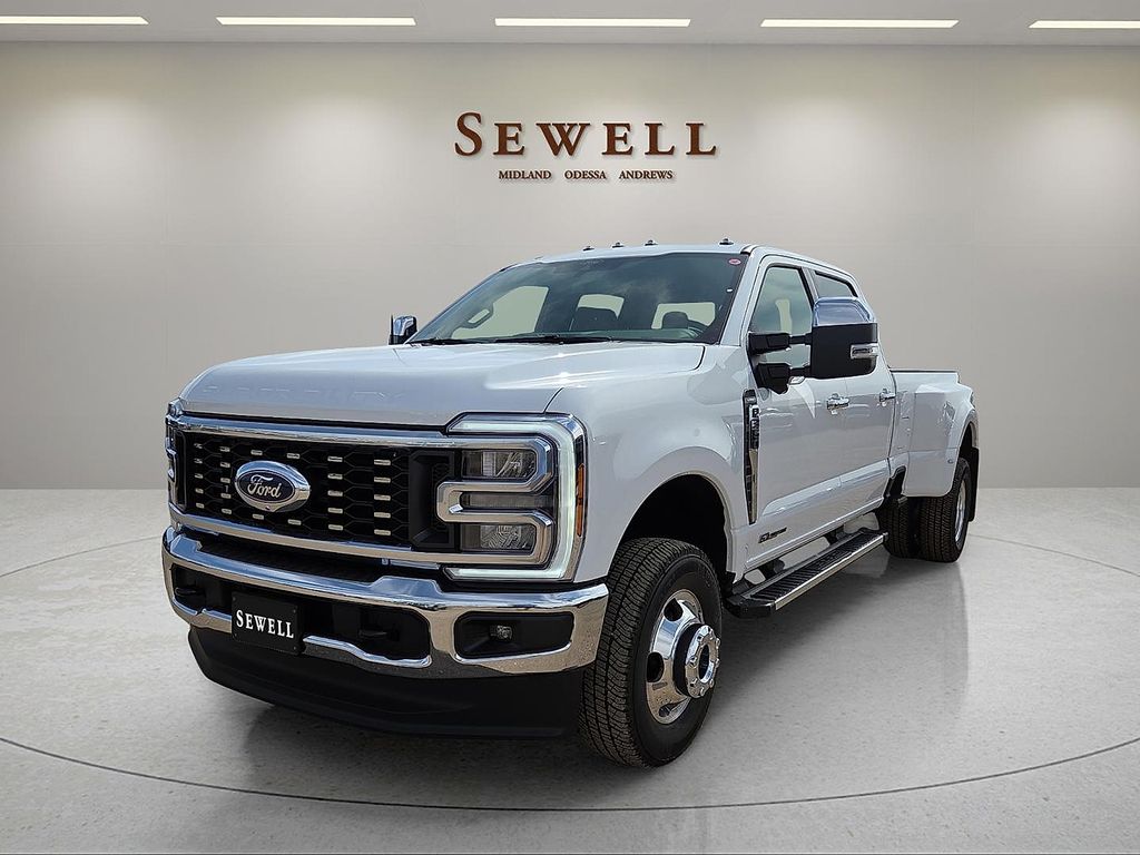 2026 Ford F-350SD Lariat