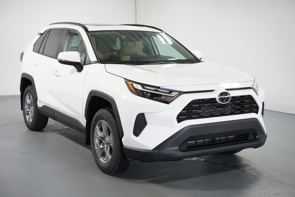 Thumbnail: 2025 Toyota RAV4 - 3