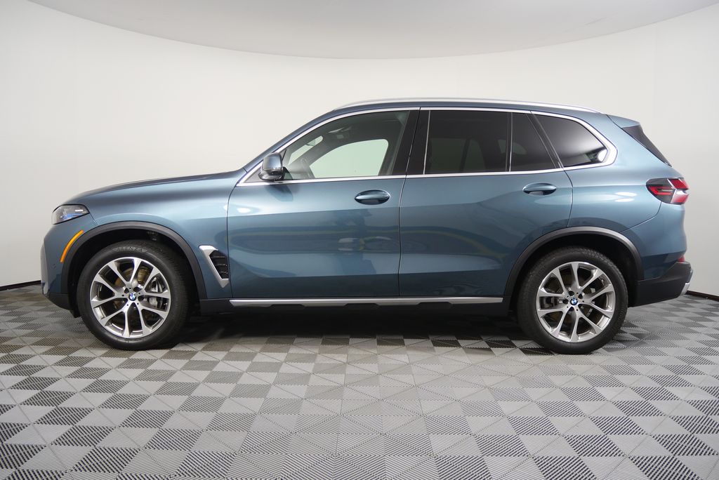 Thumbnail: 2024 BMW X5 - 6