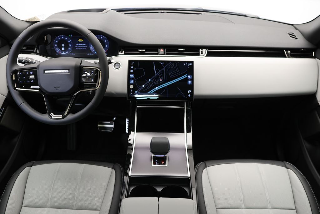 Thumbnail: 2026 Land Rover Range Rover Evoque - 16
