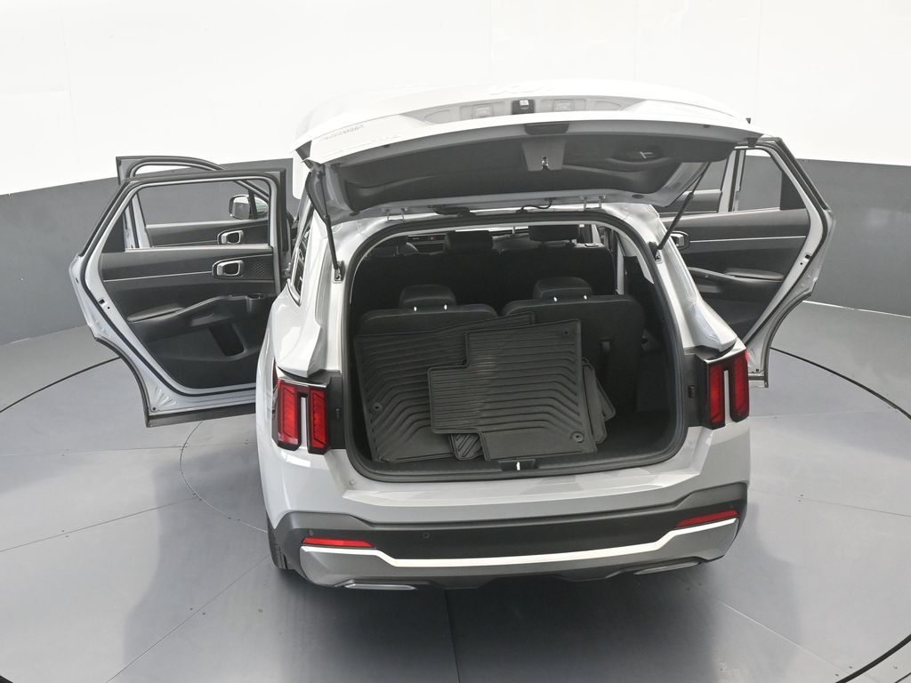 Used 2025 Wolf Gray Kia S image 72