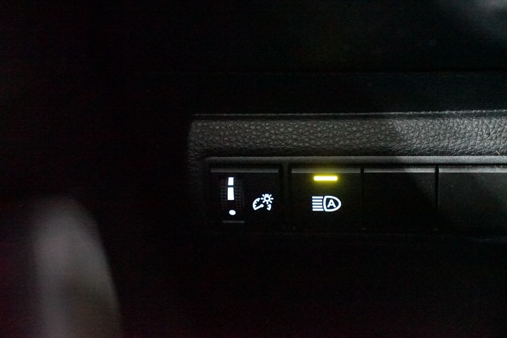 Thumbnail: 2024 Toyota Corolla - 22