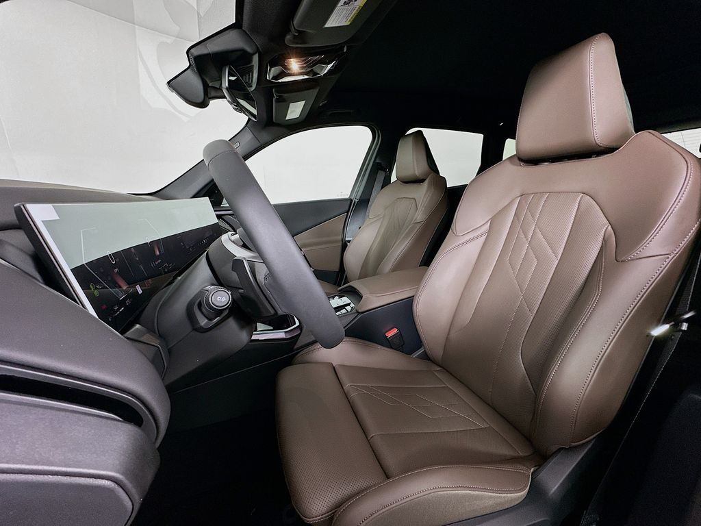 Thumbnail: 2026 BMW X3 - 16