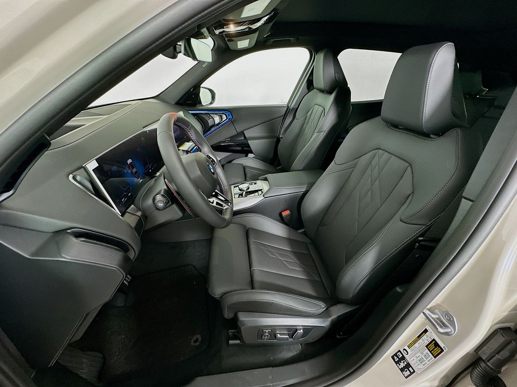 Thumbnail: 2026 BMW X3 - 16