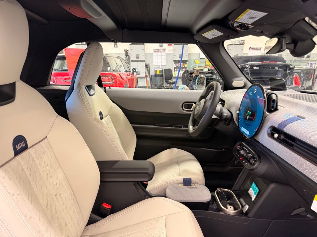 Thumbnail: 2026 MINI Cooper - 23