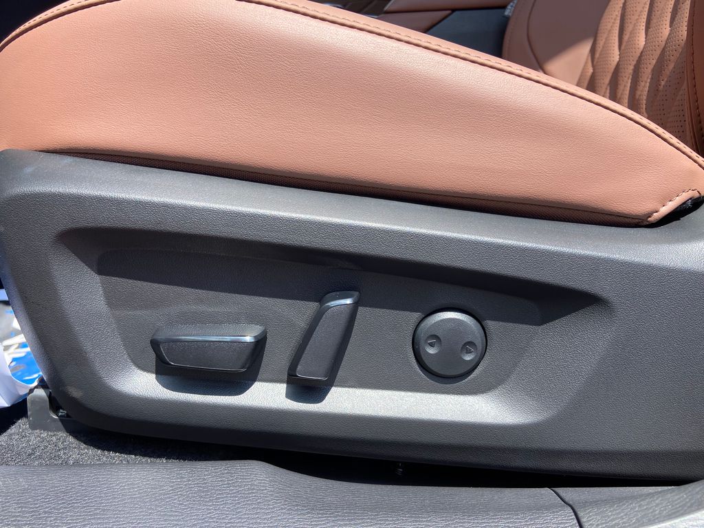 2026 Mitsubishi Outlander SEL - 10