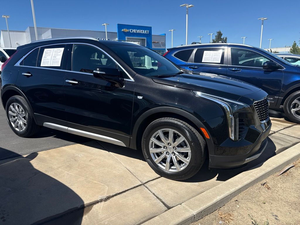 2023 Cadillac XT4 Premium Luxury FWD
