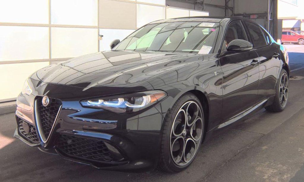 2024 Alfa Romeo Giulia Ti RWD