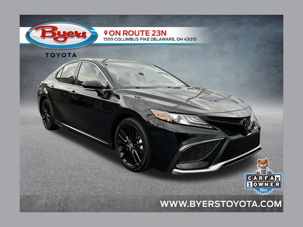 Midnight Black Metallic 2022 Toyota Camry Sedan Front-Wheel Drive 8-Speed Automatic
