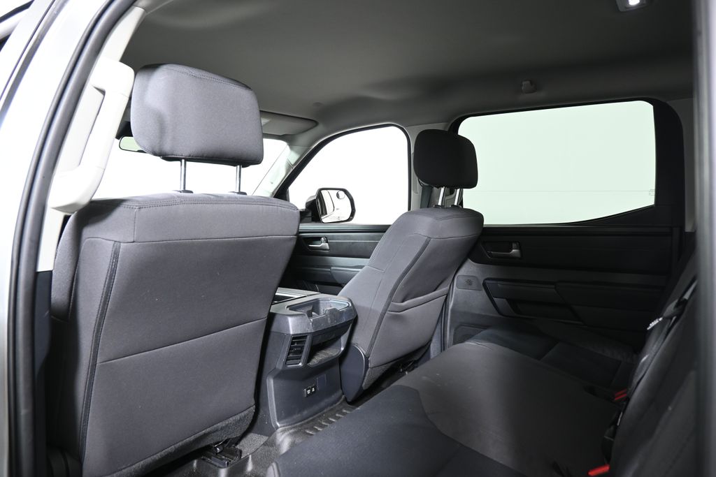 Thumbnail: 2024 Toyota Tundra - 6