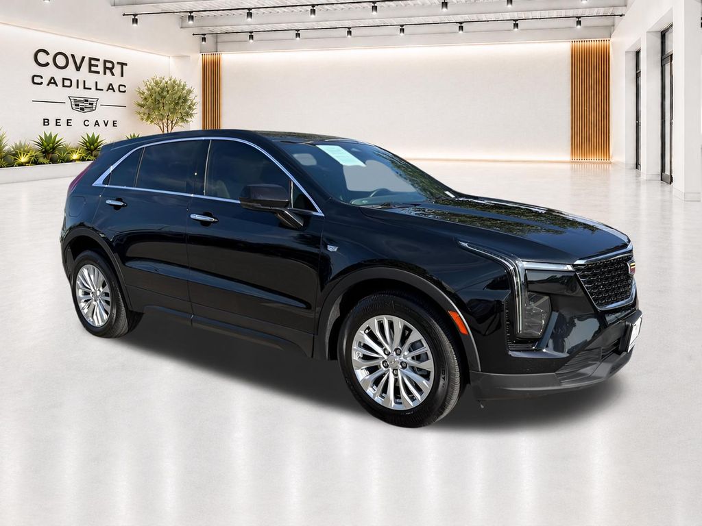 2024 Cadillac XT4 Luxury FWD