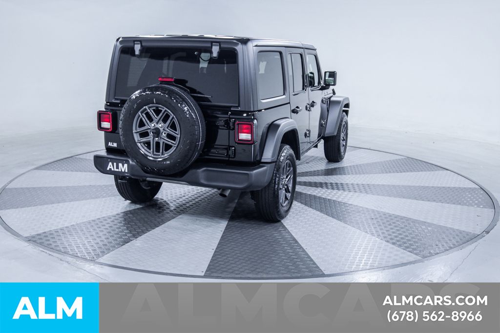 Used 2025 Black Jeep Sport S image 8