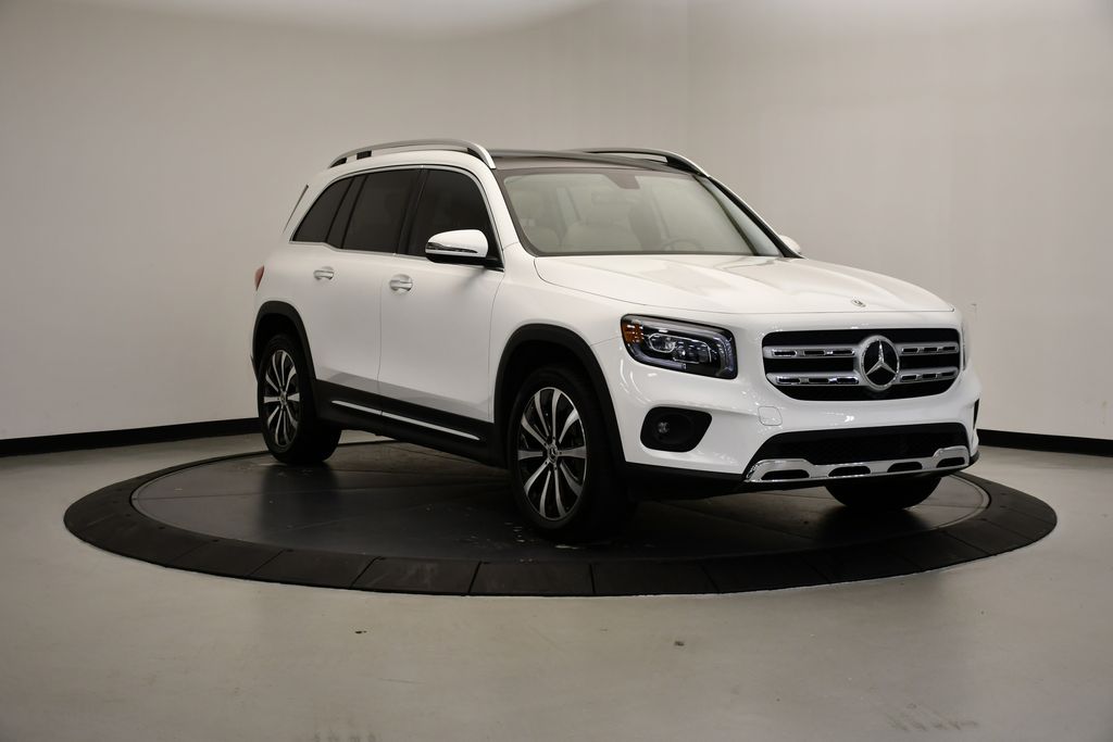 Thumbnail: 2023 Mercedes-Benz GLB - 7
