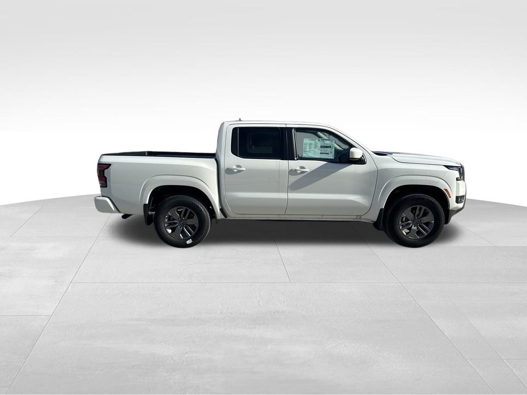 2025 Glacier White Nissan Frontier SV 4X4 Truck