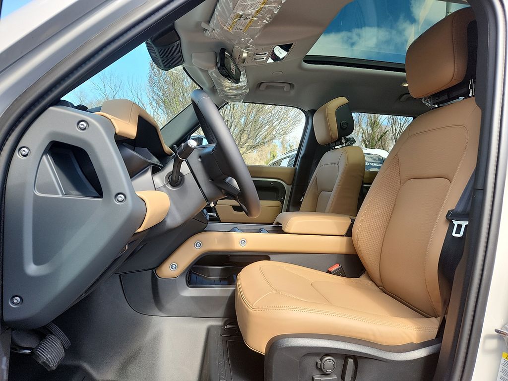 Thumbnail: 2026 Land Rover Defender - 6