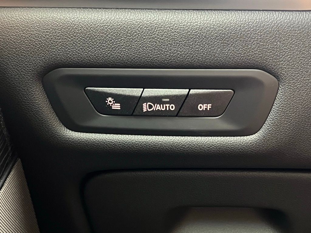 Thumbnail: 2026 BMW X5 - 20