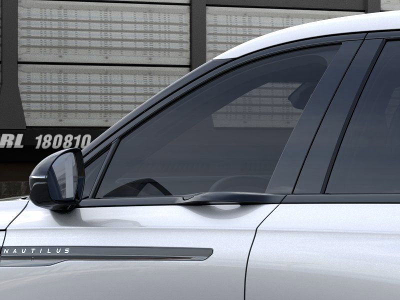 2025 Lincoln Nautilus Premiere 19