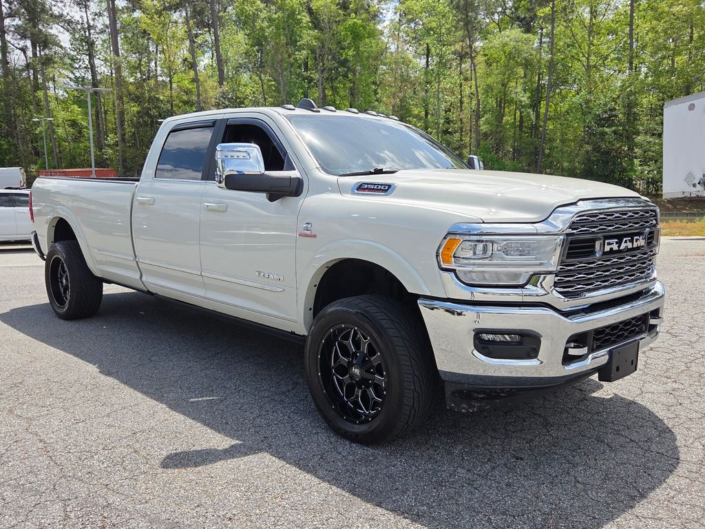 2024 RAM 3500 Limited 4X4 Crew Cab LWB's photo