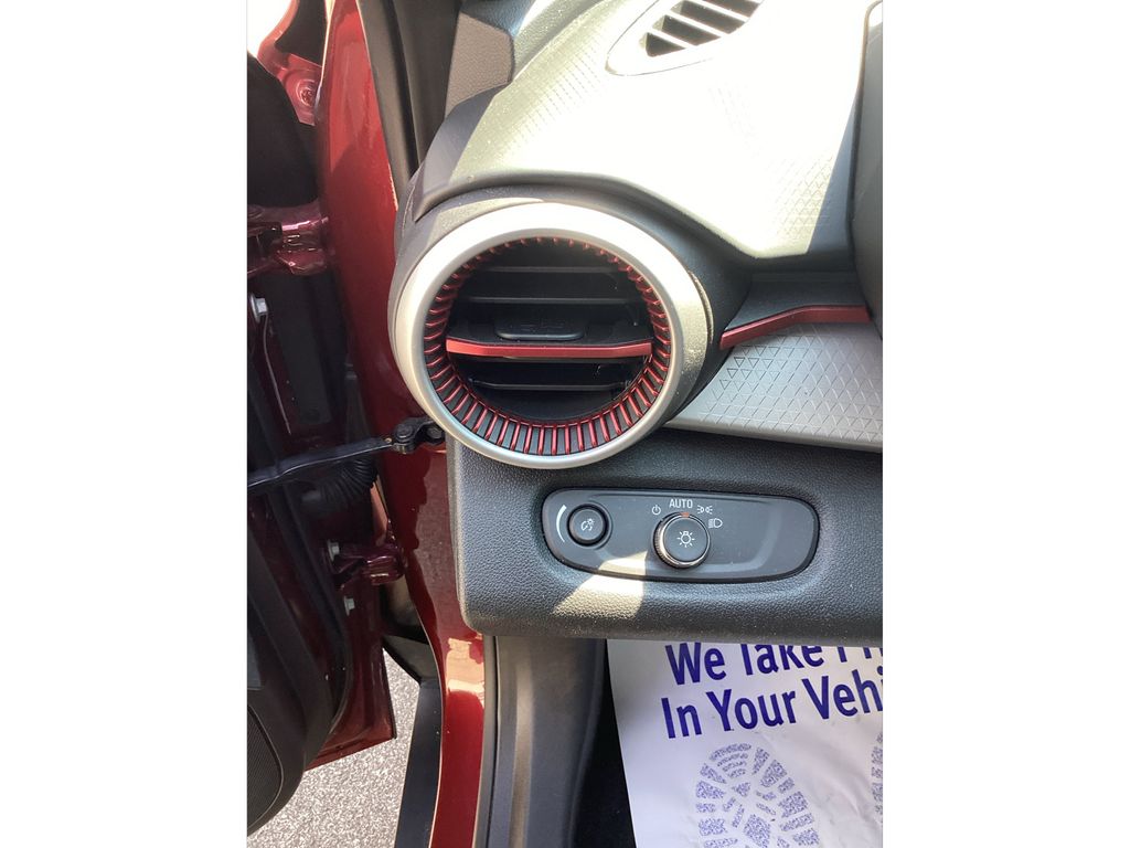 Used 2024 Chevrolet Trax SUV