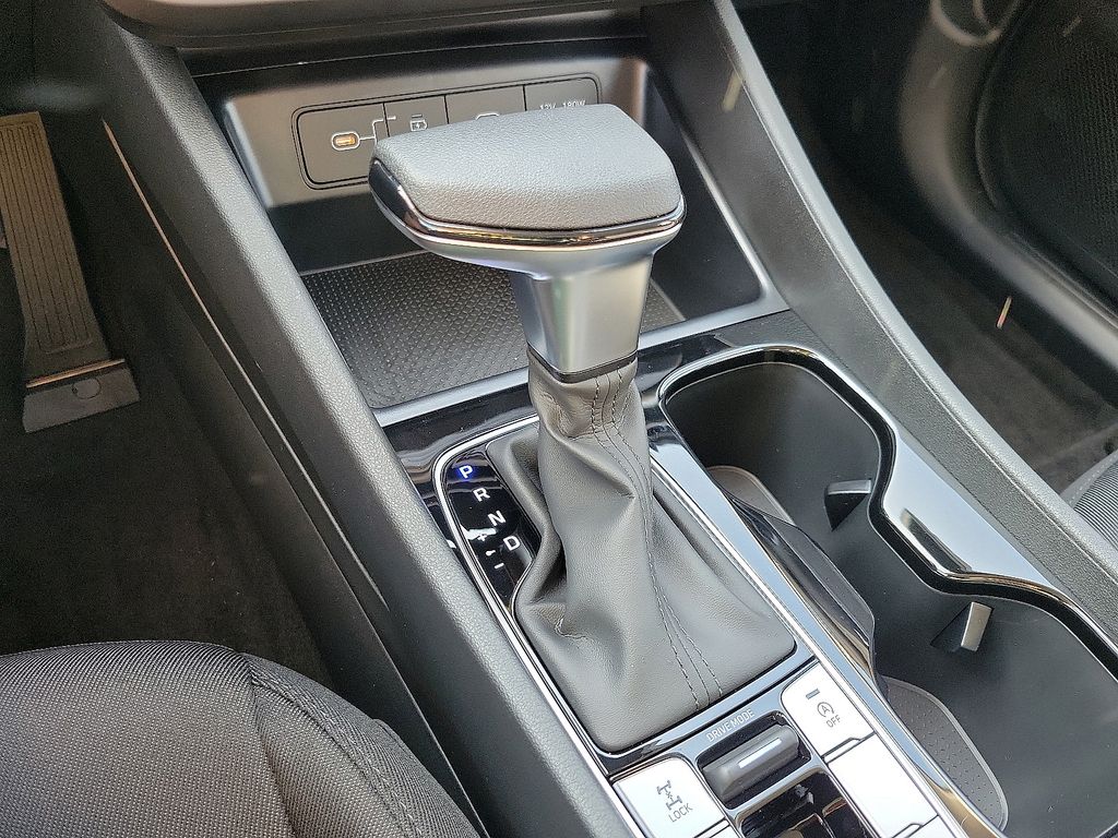 Thumbnail: 2026 Hyundai Tucson - 8