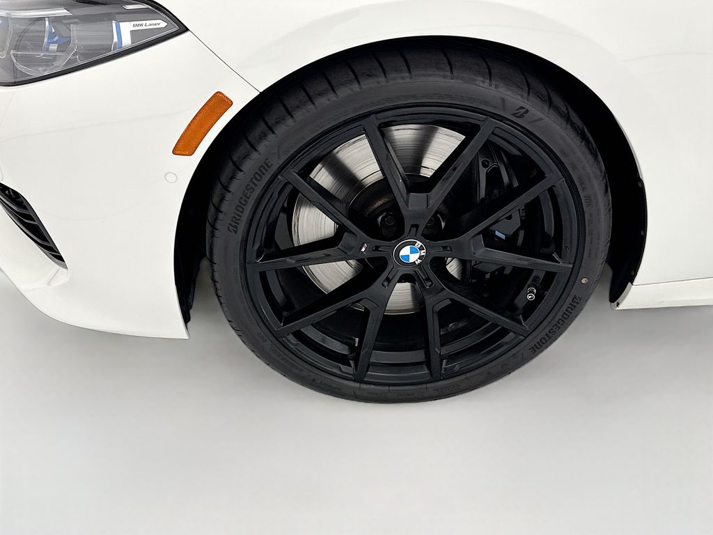 Thumbnail: 2024 BMW 8 Series - 29