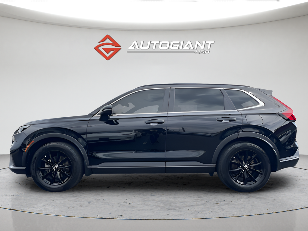 View vehicle photo 3