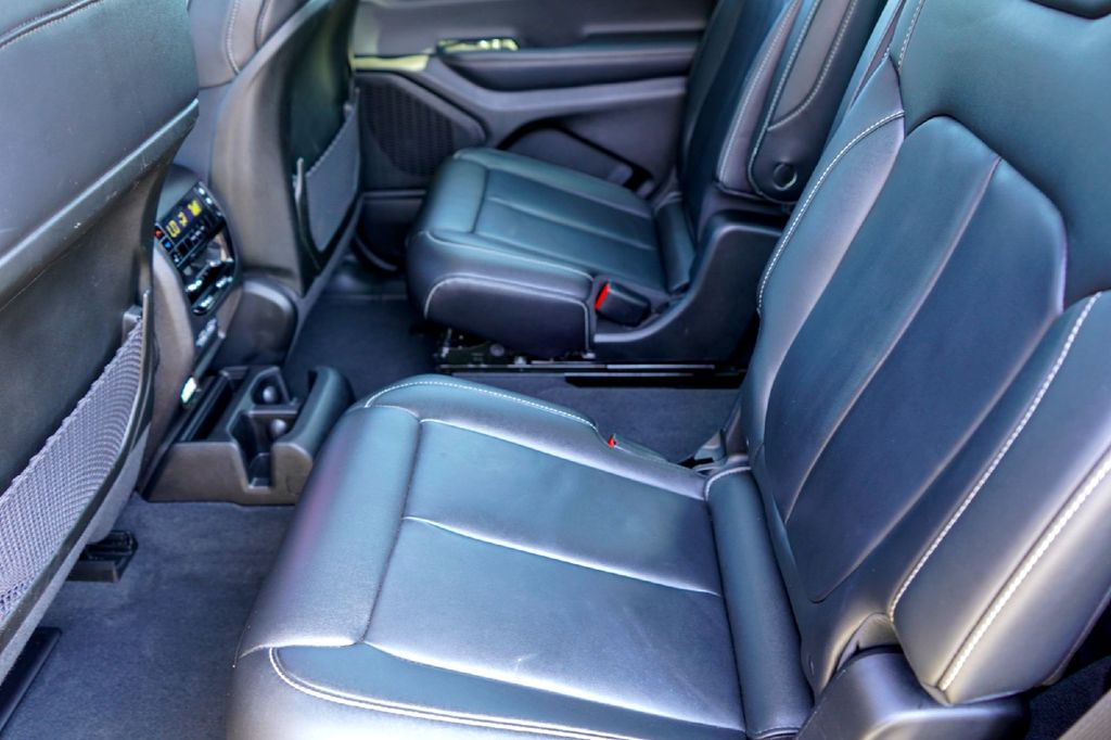 Used Car 2023 Jeep Grand Cherokee L  Limited For Sale Under $35,000 In Taylor, Texas