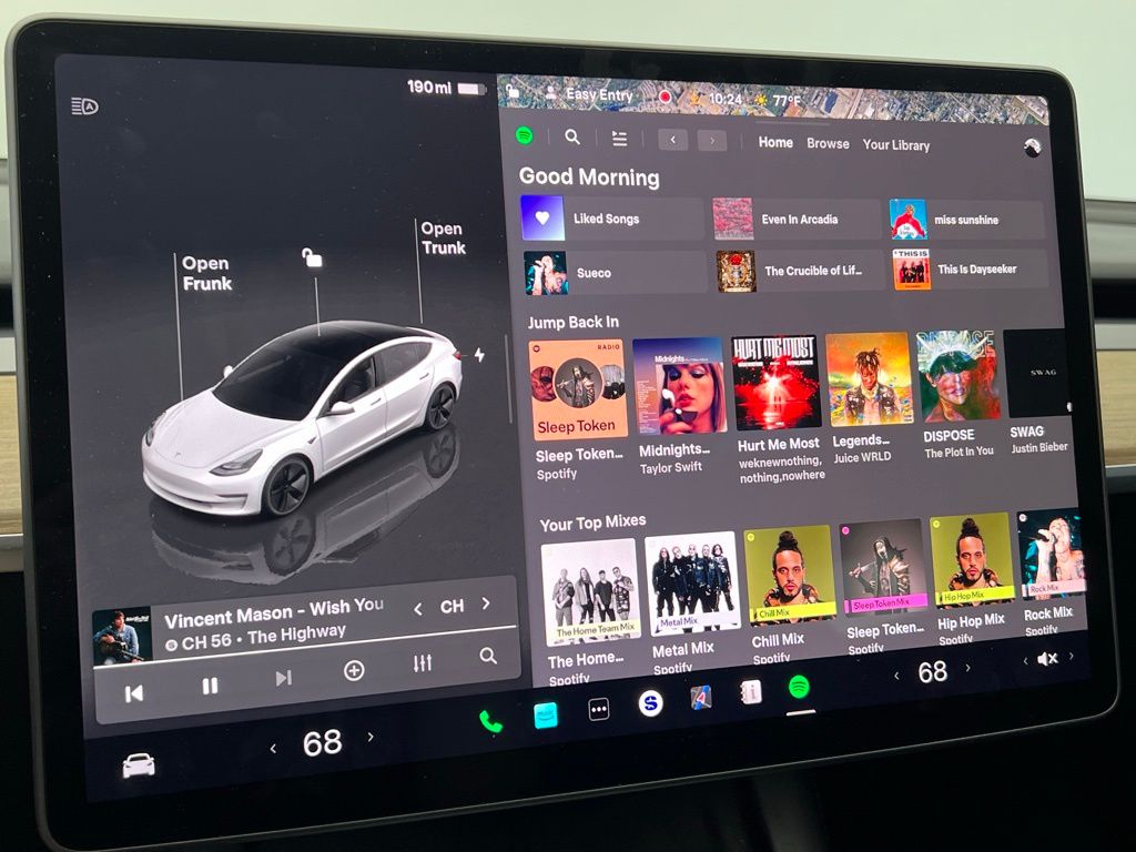 Thumbnail: 2023 Tesla Model 3 - 16