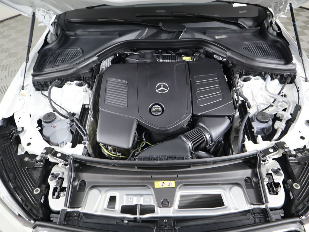 2025 Mercedes-Benz GLC 300 30