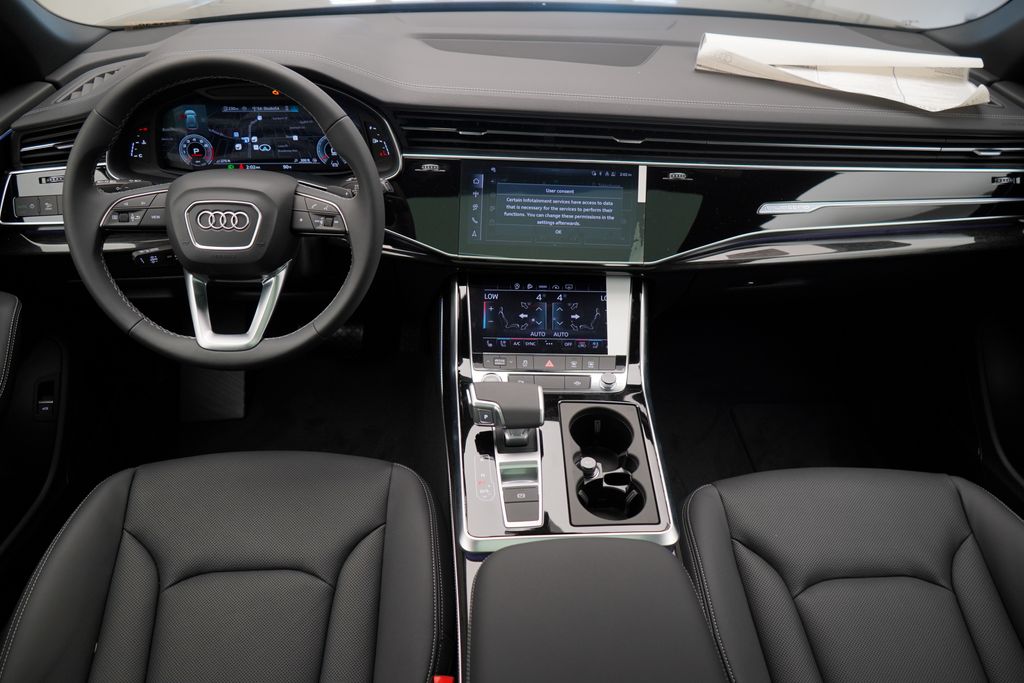 2024 Audi Q8  12