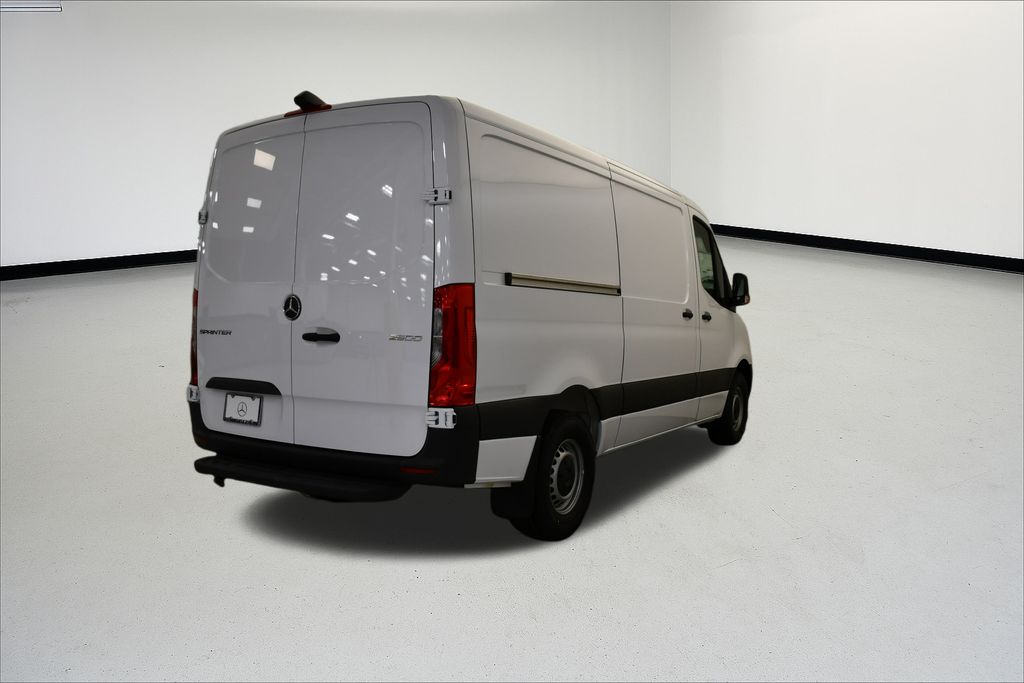 Thumbnail: 2026 Mercedes-Benz Sprinter - 5