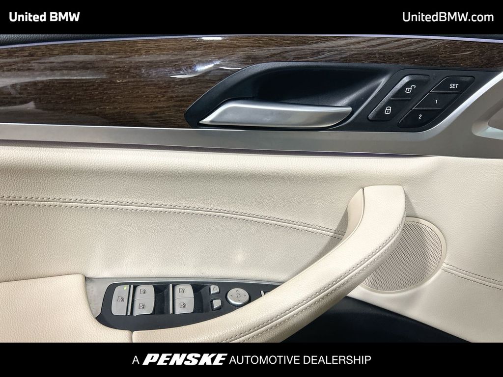 Thumbnail: 2021 BMW X3 - 11