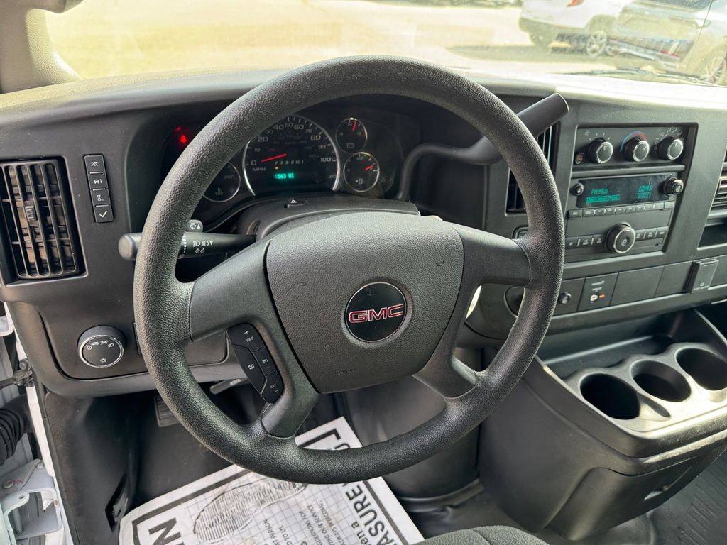 2022 GMC Savana 2500 Work Van 11