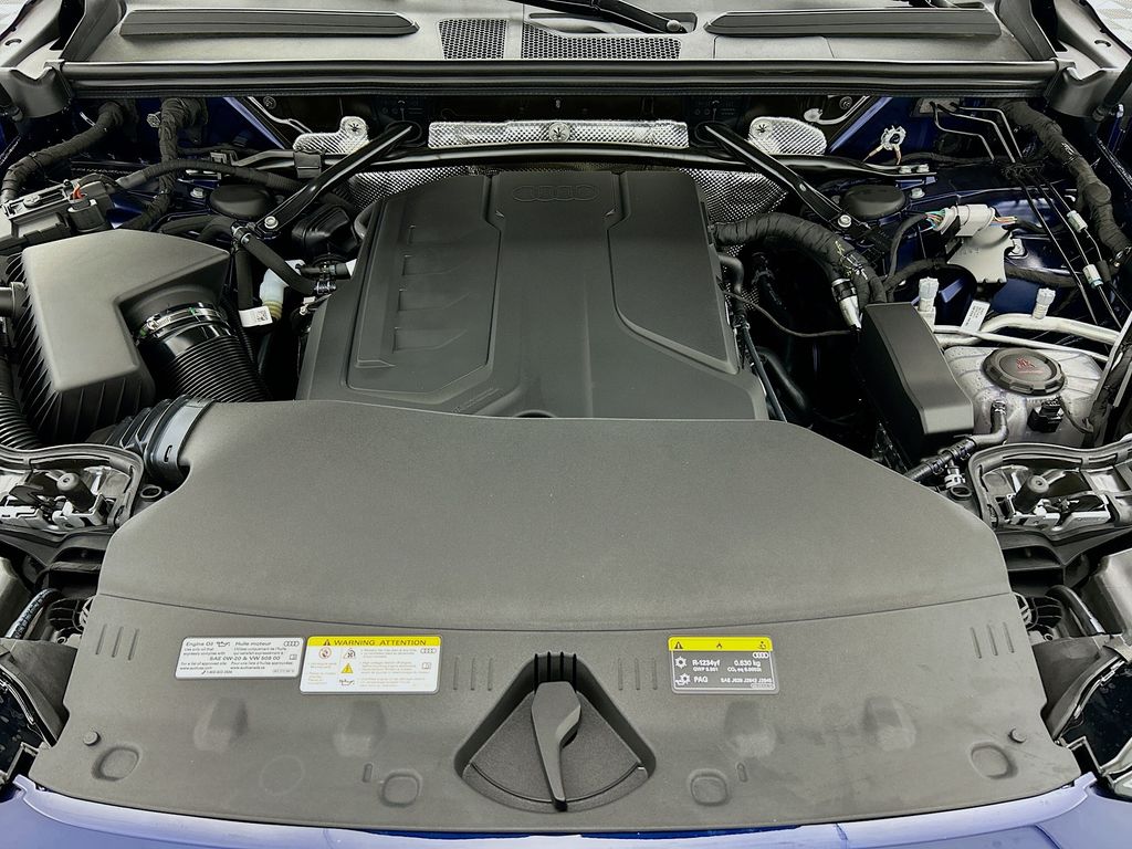 Thumbnail: 2025 Audi Q5 - 28