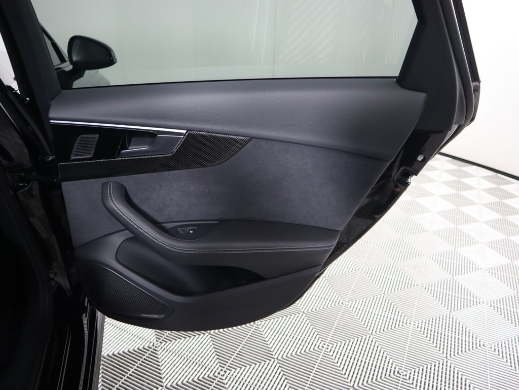 Thumbnail: 2022 Audi S4 - 28