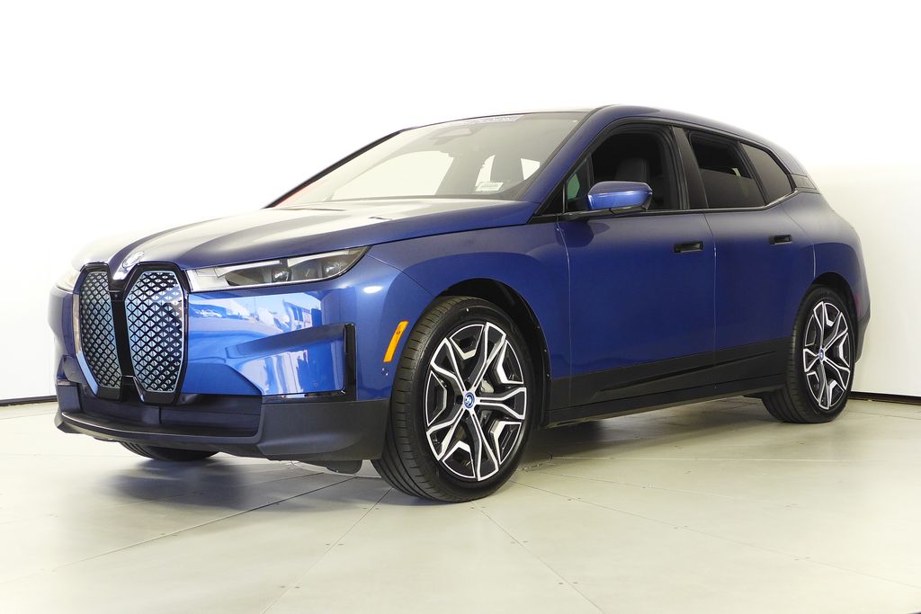 Thumbnail: 2023 BMW iX - 2