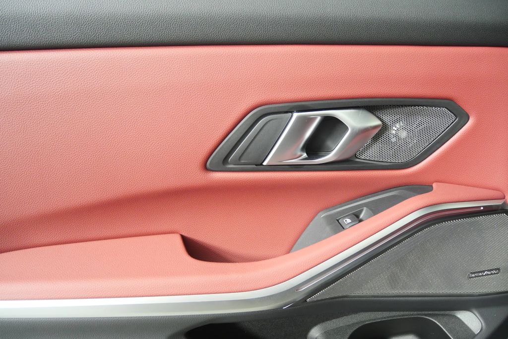 Thumbnail: 2026 BMW 3 Series - 14