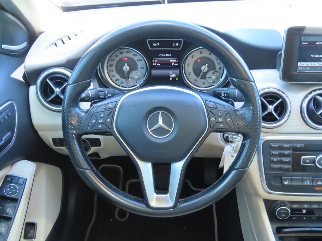Thumbnail: 2015 Mercedes-Benz GLA - 6