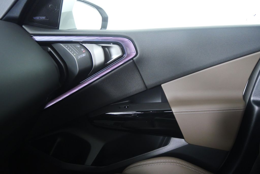 Thumbnail: 2026 BMW X3 - 23