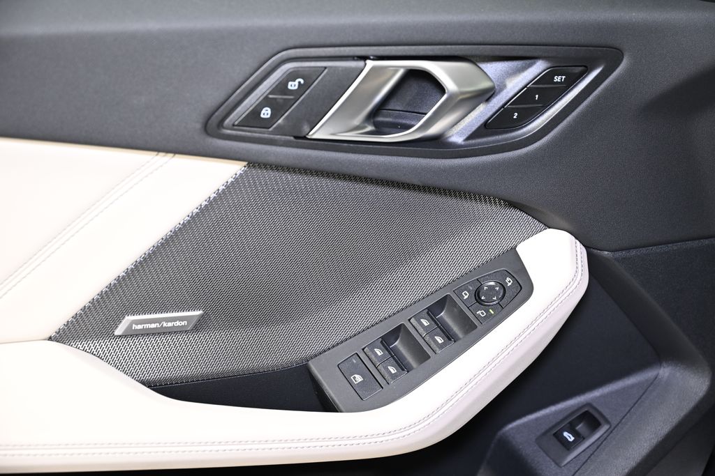 Thumbnail: 2026 BMW 2 Series - 22