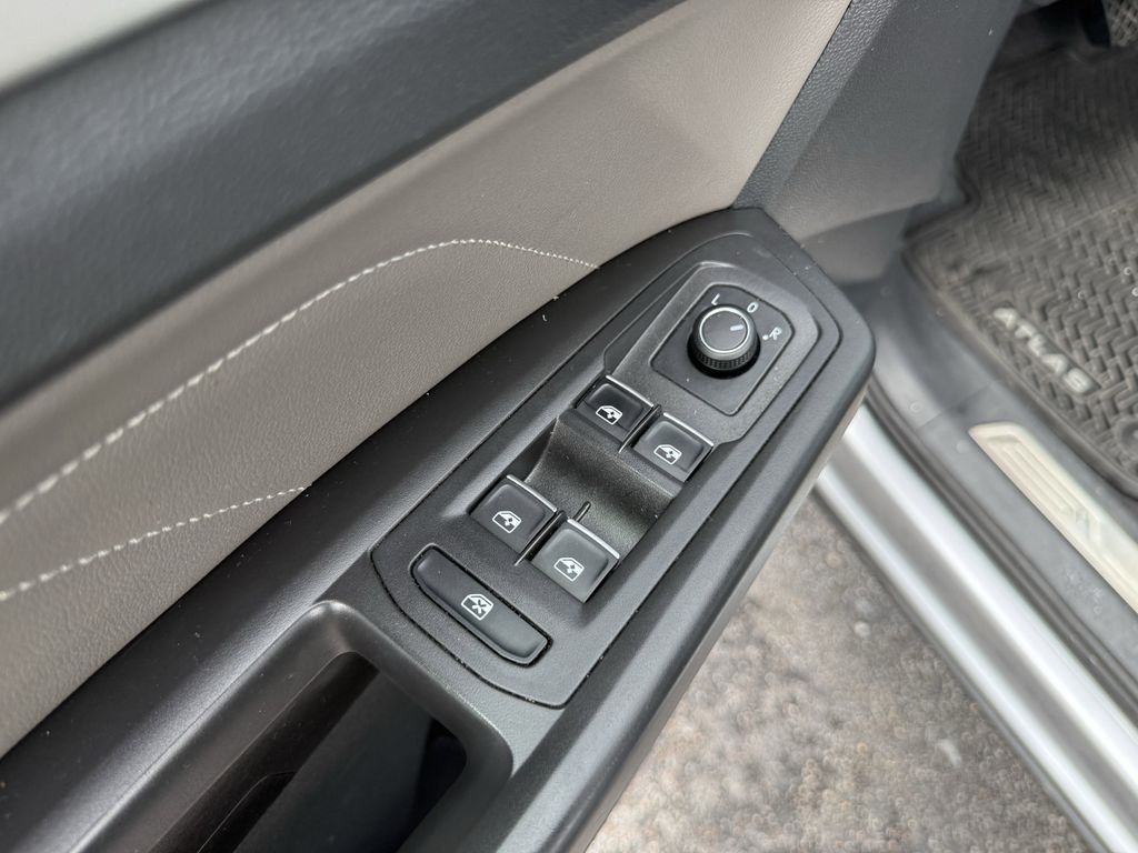 2023 Volkswagen Atlas 3.6L V6 SE w/Technology Silver at North Houston Mitsubishi