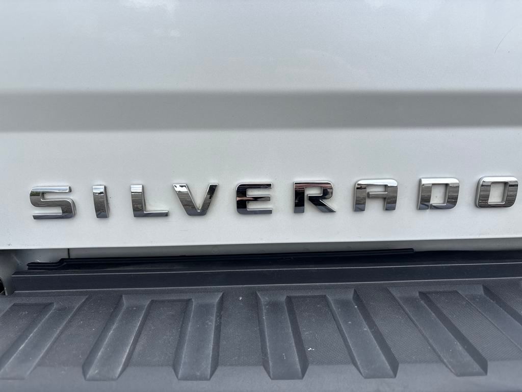 2017 Iridescent Pearl Tricoat Chevrolet Silverado 1500 High Country 4X4 Truck