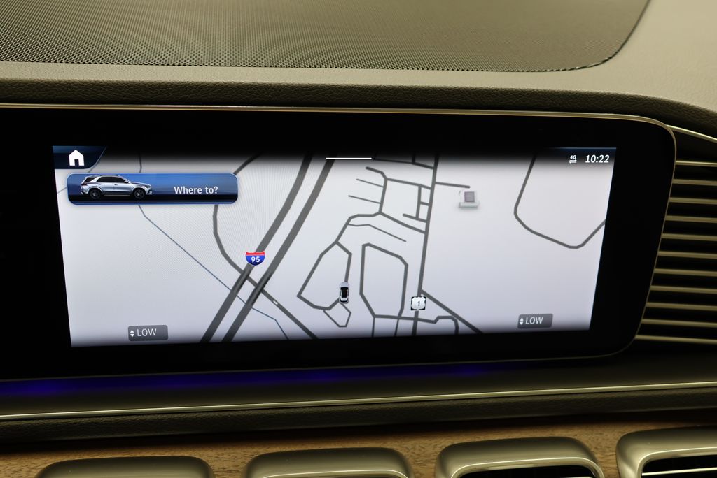 Thumbnail: 2026 Mercedes-Benz GLE - 26