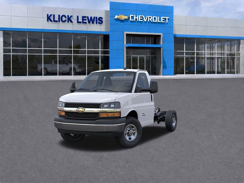 2026 Chevrolet Express 3500 Work Van White at Klick Lewis Buick Chevrolet