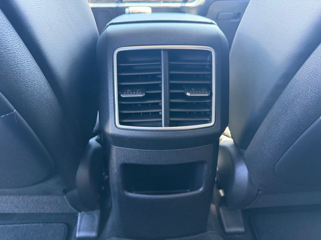 Used 2025 Kia Sportage SUV